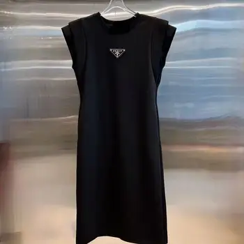CINESSD 2023 Летнее Новое Модное Классическое Декоративное Платье С Треугольным Знаком, Простое Повседневное Прямое Свободное Облегающее Платье Без Рукавов