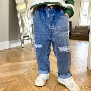 Джинсовые брюки для мальчиков 2023 Весна Осень Новые модные джинсы В Корейском стиле Рваные Повседневные Простые Детские Крутые Красивые брюки