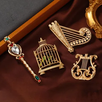 Винтажная серия из матового золота в стиле барокко, Брошь в виде Скипетра и Птичьей клетки, Булавка для модного музыкального инструмента, Изысканный креативный аксессуар